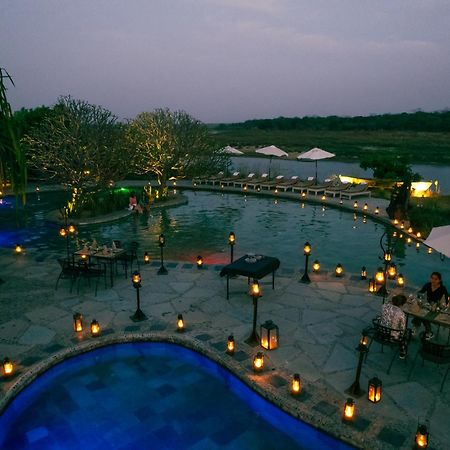 Barahi Jungle Lodge Meghauli Exterior foto