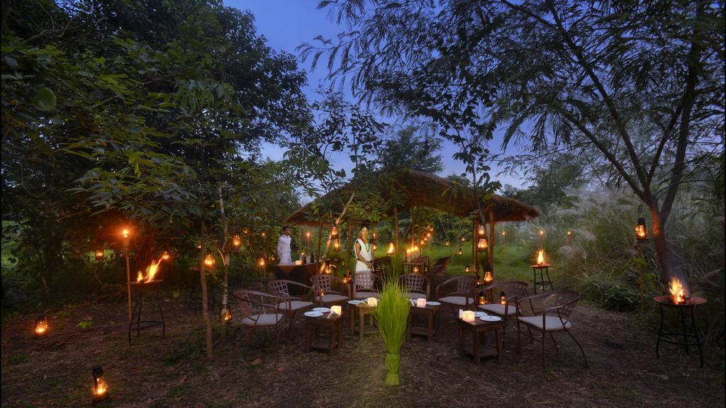 Barahi Jungle Lodge Meghauli Exterior foto