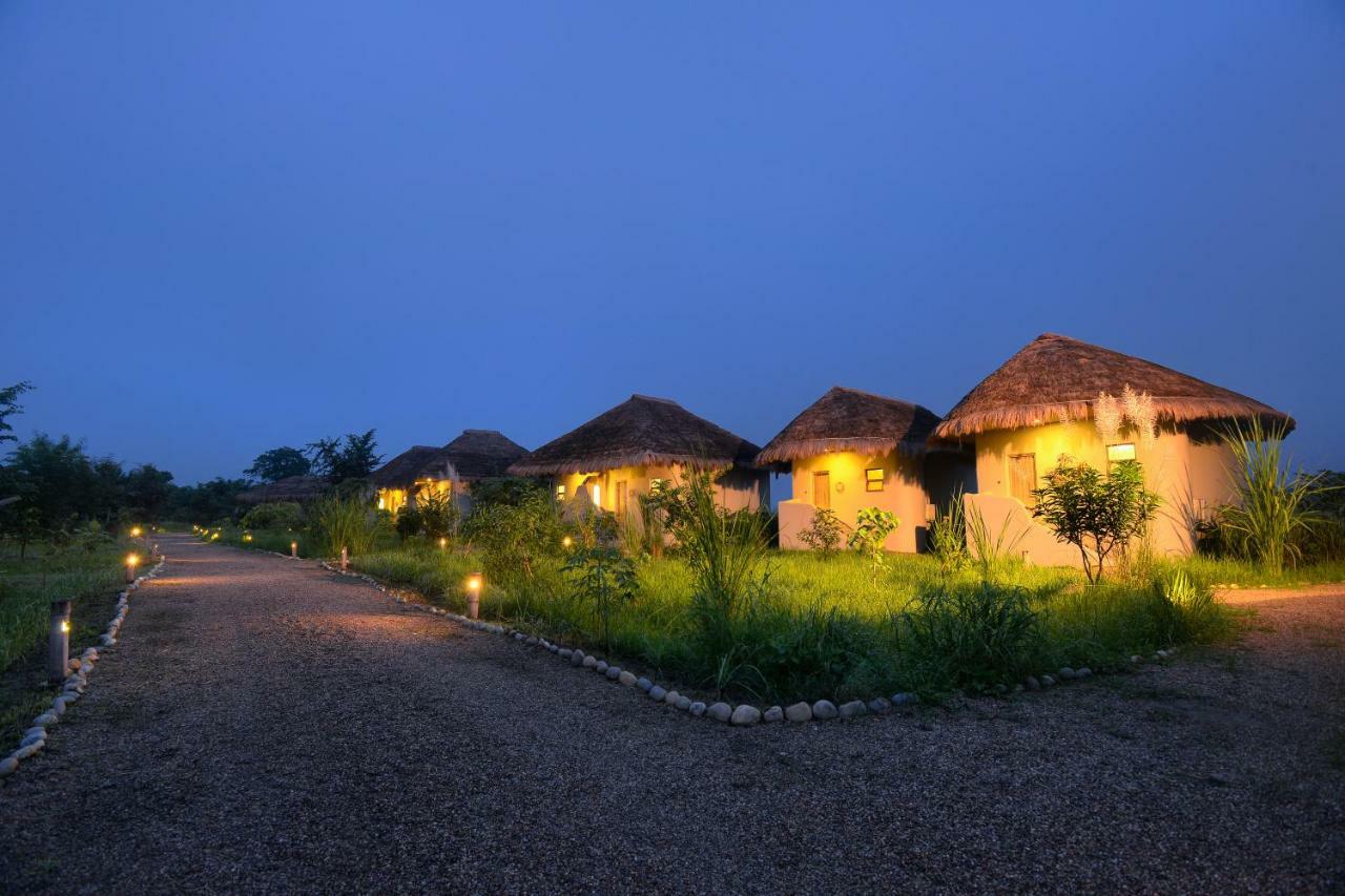 Barahi Jungle Lodge Meghauli Exterior foto