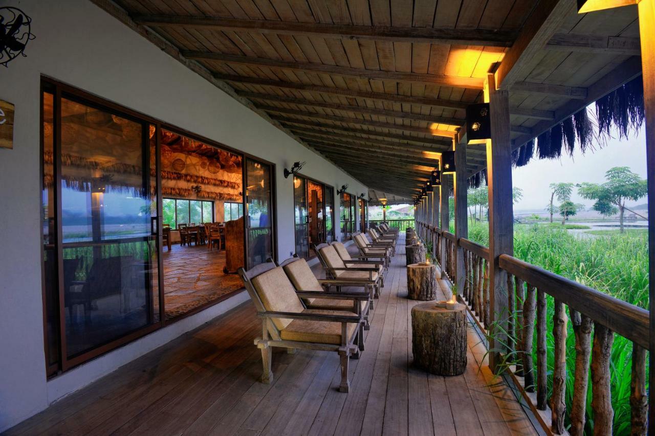 Barahi Jungle Lodge Meghauli Exterior foto