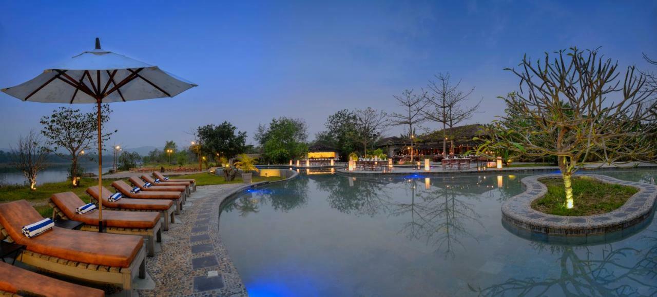 Barahi Jungle Lodge Meghauli Exterior foto